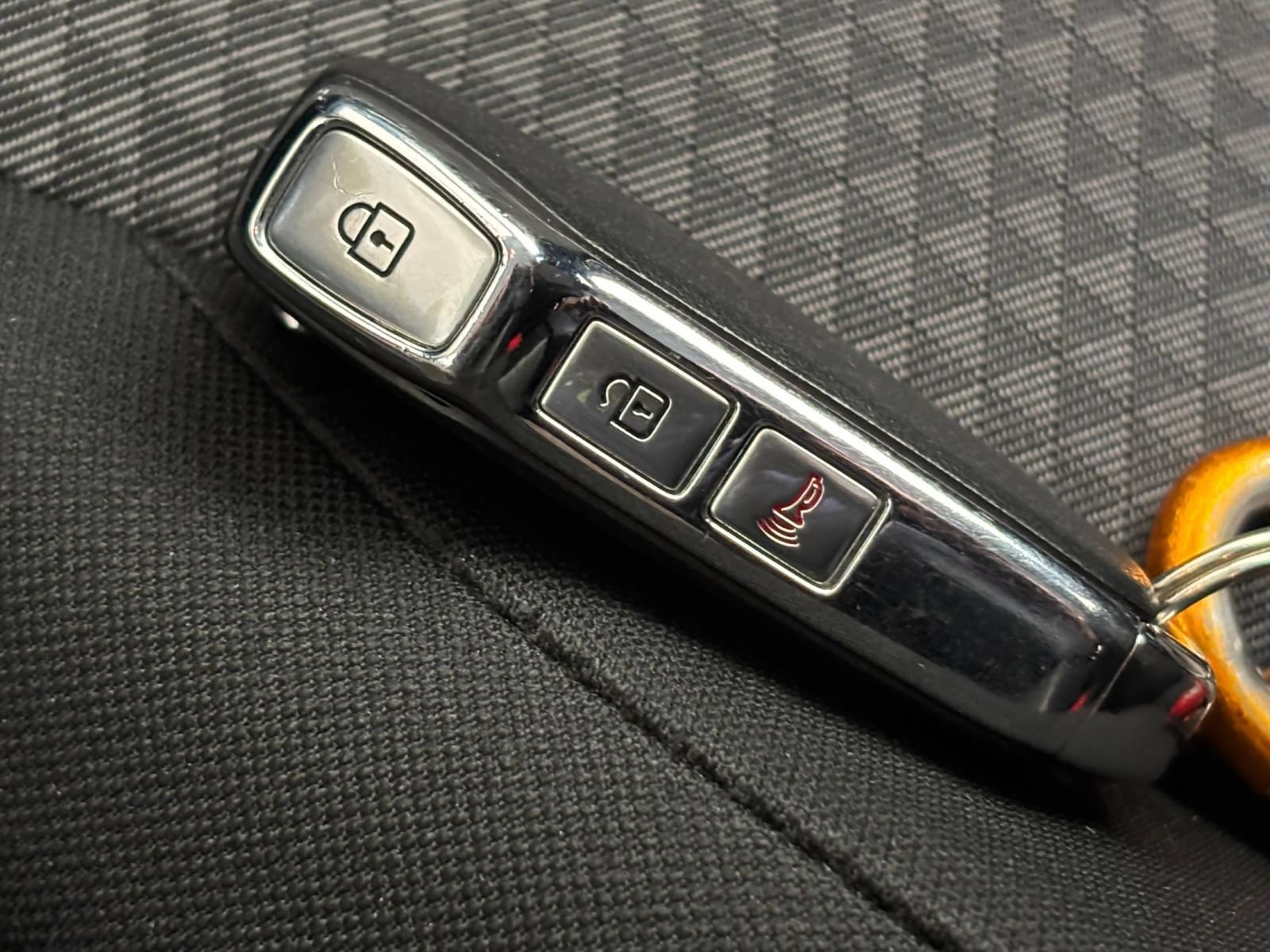 Used 2025 Kia Soul LX w/ LX Technology Package FWD image 20