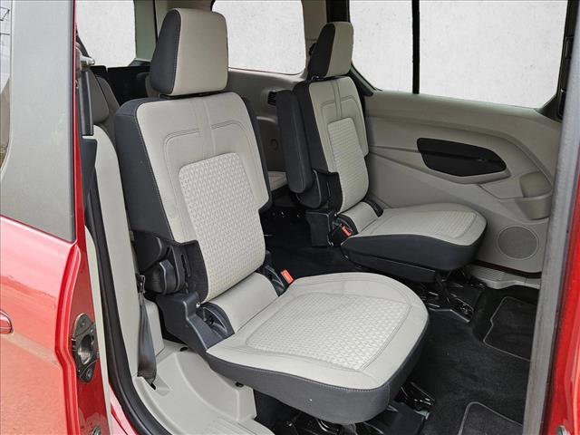 Used 2019 Ford Transit Connect XLT image 21
