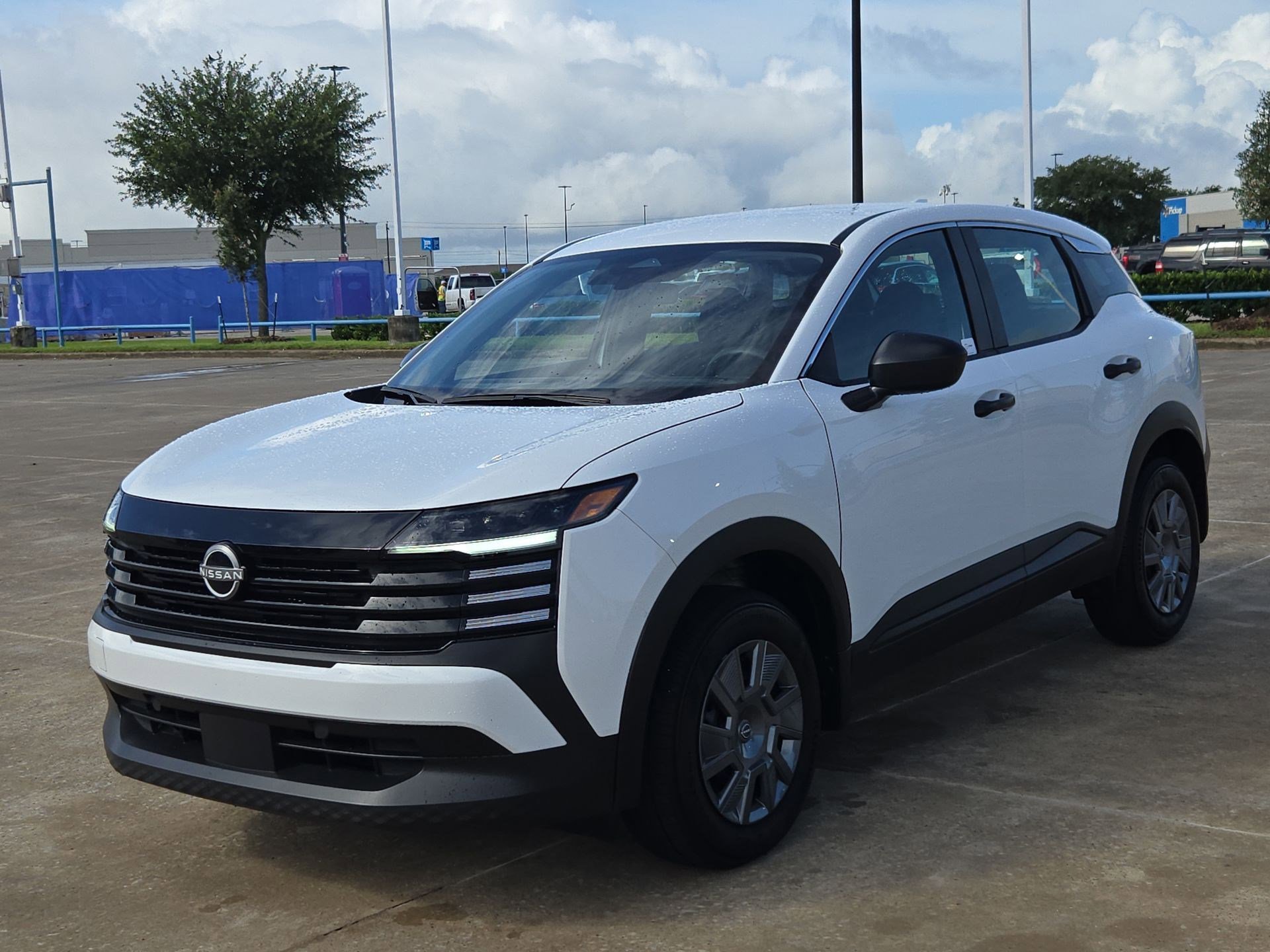 Used 2025 Nissan Kicks S FWD image 9