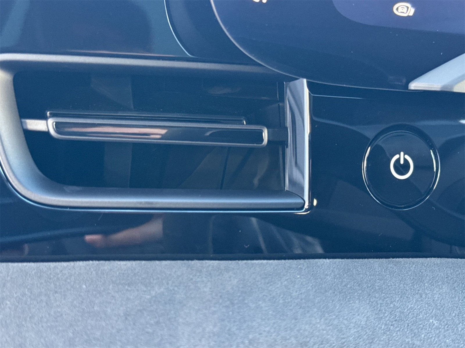 Used 2024 Porsche Taycan GTS image 33