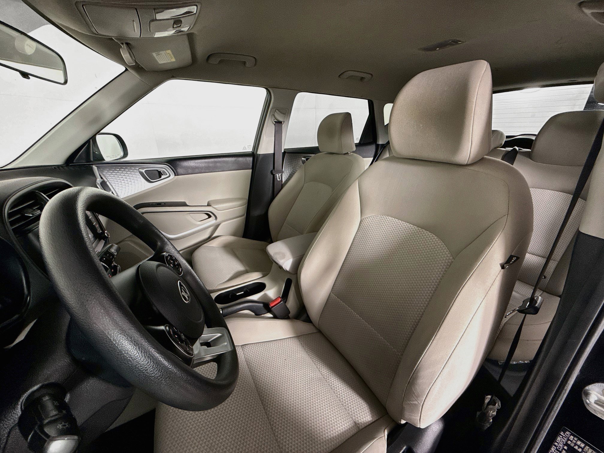 Used 2020 Kia Soul LX FWD image 24