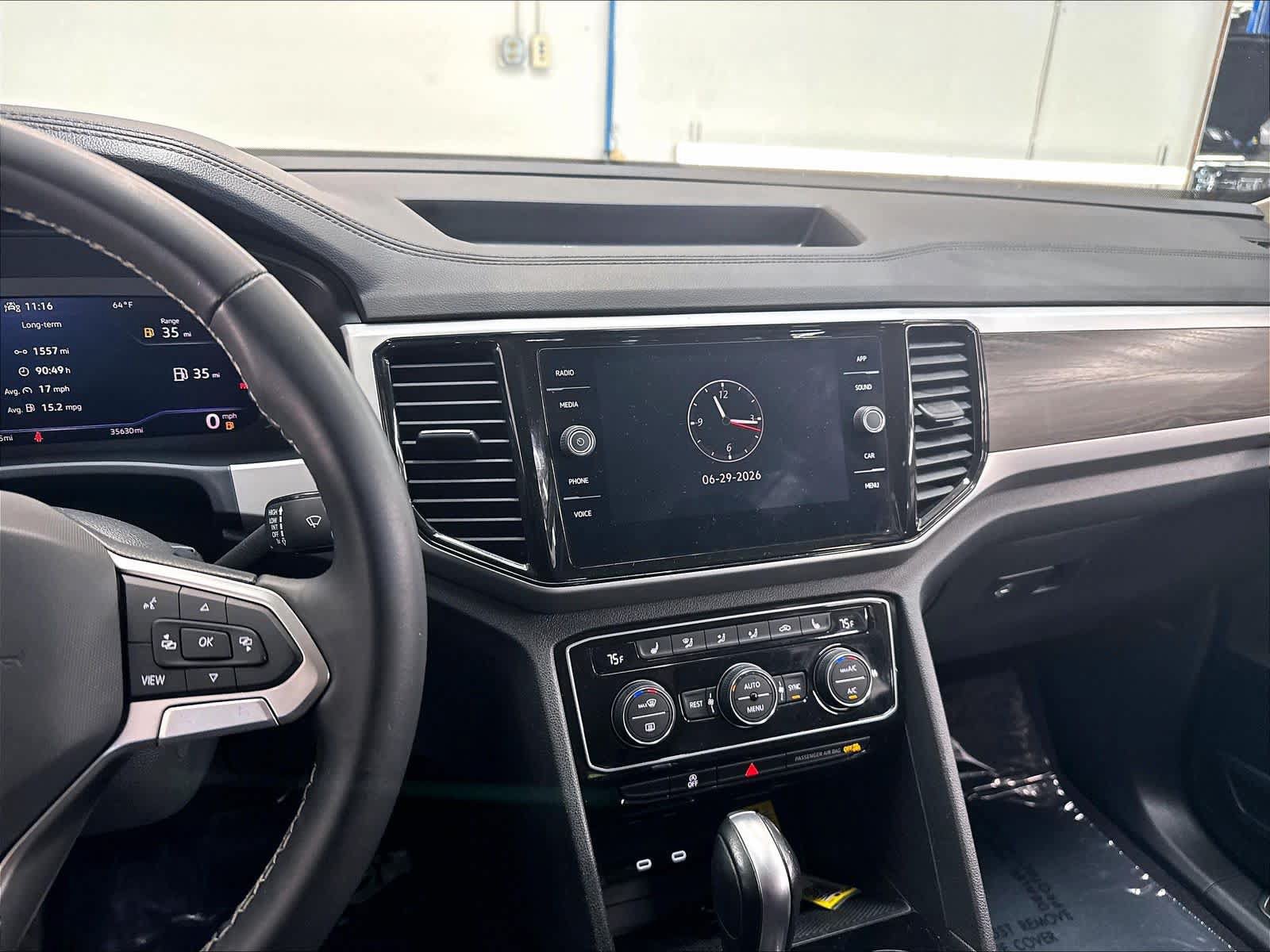 Used 2023 Volkswagen Atlas SE FWD image 12