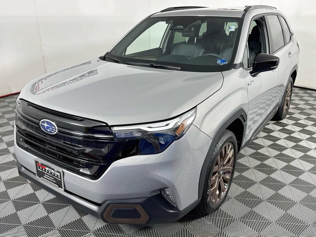 Used 2026 Subaru Forester Sport AWD/4WD image 3