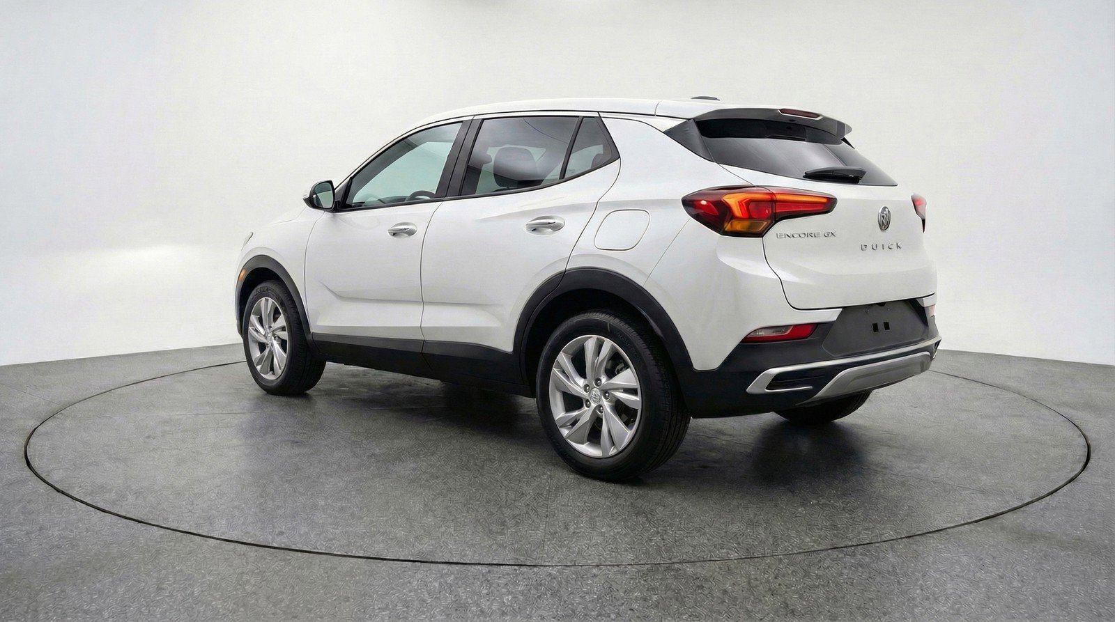 Used 2025 Buick Encore GX Preferred AWD/4WD image 6