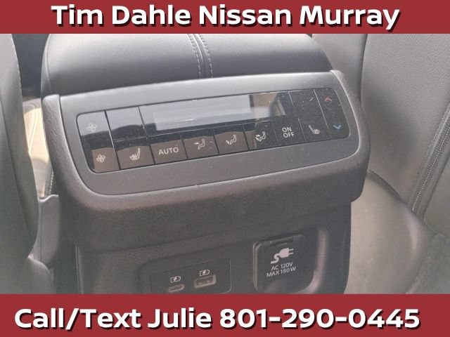 Used 2023 Nissan Pathfinder SL AWD/4WD image 13