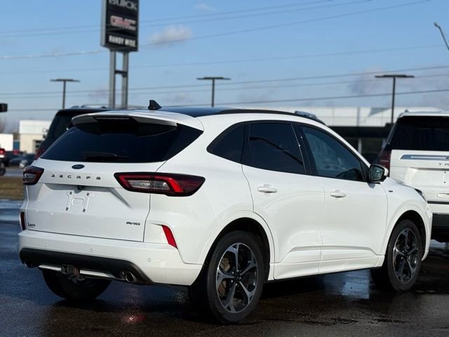 Certified 2023 Ford Escape ST-Line Select w/ Tech Pack #2 image 37