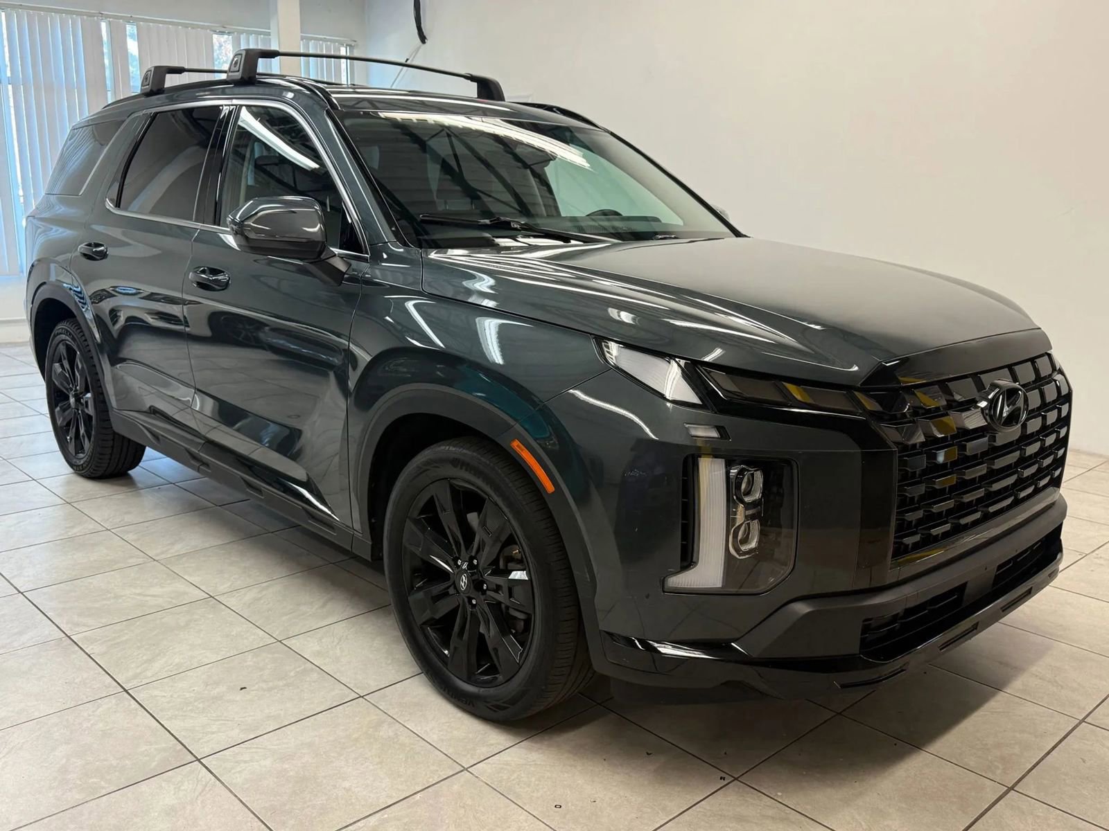 Used 2023 Hyundai Palisade XRT w/ Cargo Package FWD image 1
