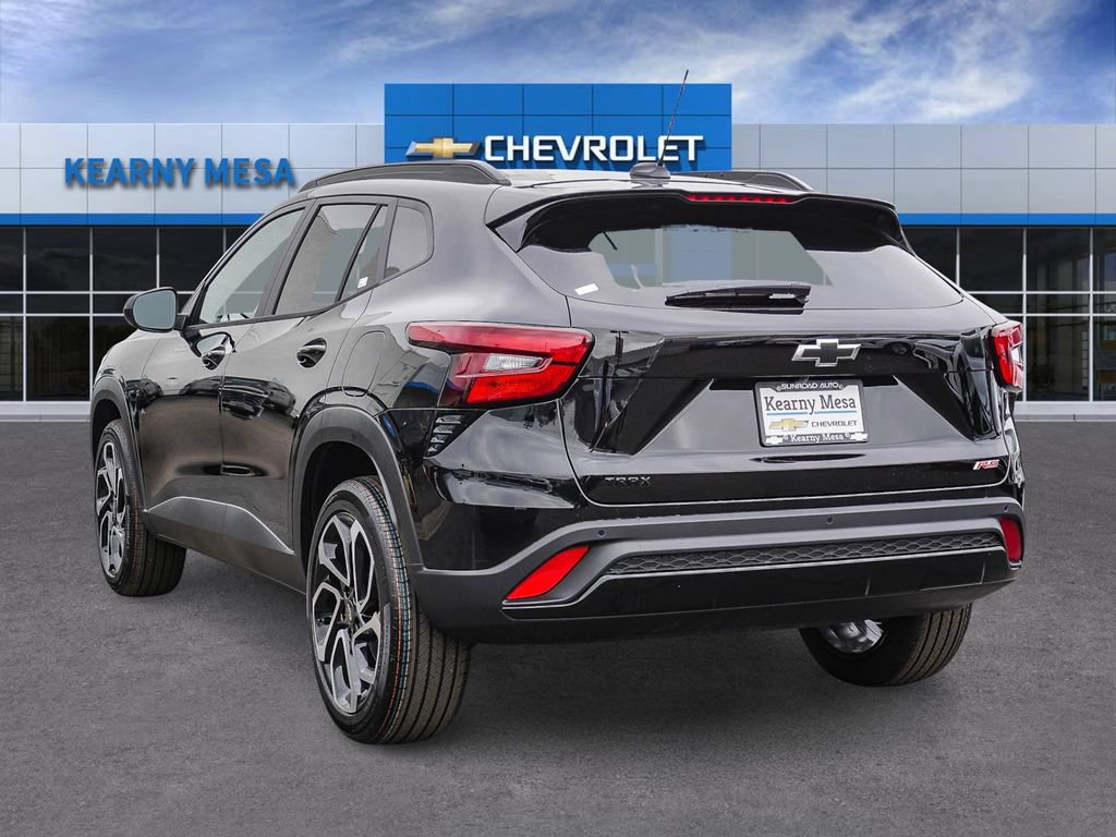 New 2026 Chevrolet Trax RS w/ Driver Confidence Package FWD image 4