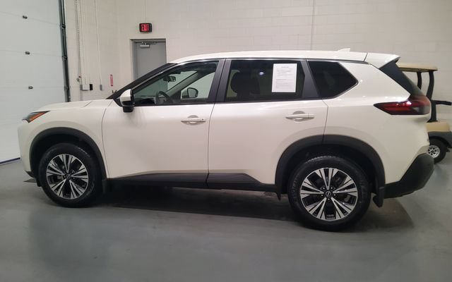 Used 2023 Nissan Rogue SV AWD/4WD image 4