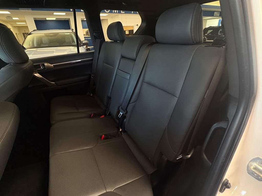 Used 2021 Lexus GX 460 Premium w/ Premium Package AWD/4WD image 43