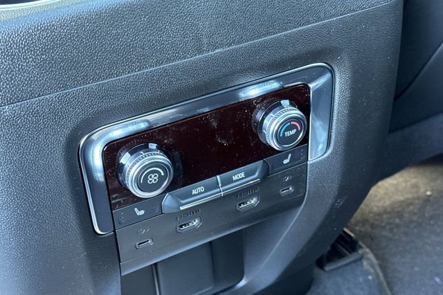 New 2026 GMC Yukon XL Elevation w/ Elevation Premium Package image 14