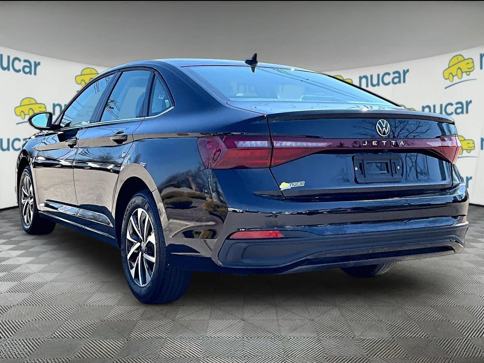 Used 2025 Volkswagen Jetta S image 4