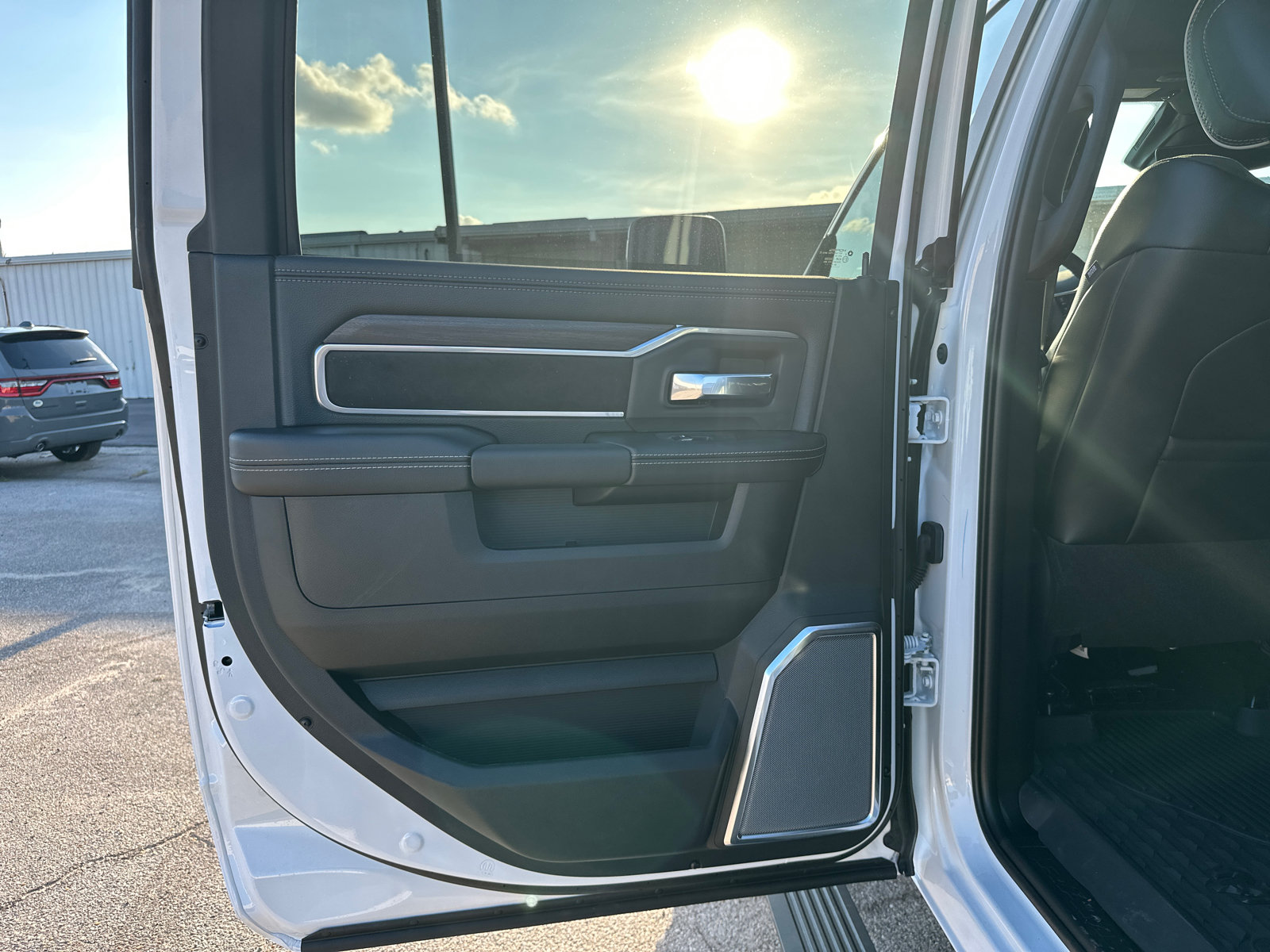 New 2027 RAM 3500 Laramie AWD/4WD image 13