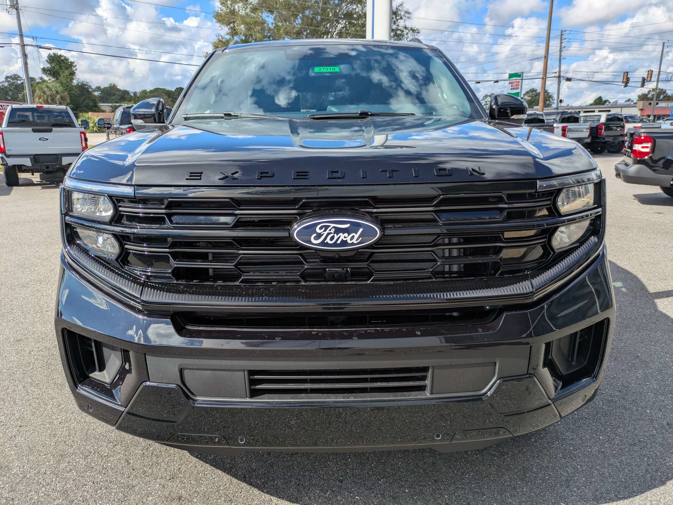 New 2027 Ford Expedition Max Platinum w/ Stealth Appearance Package RWD image 9