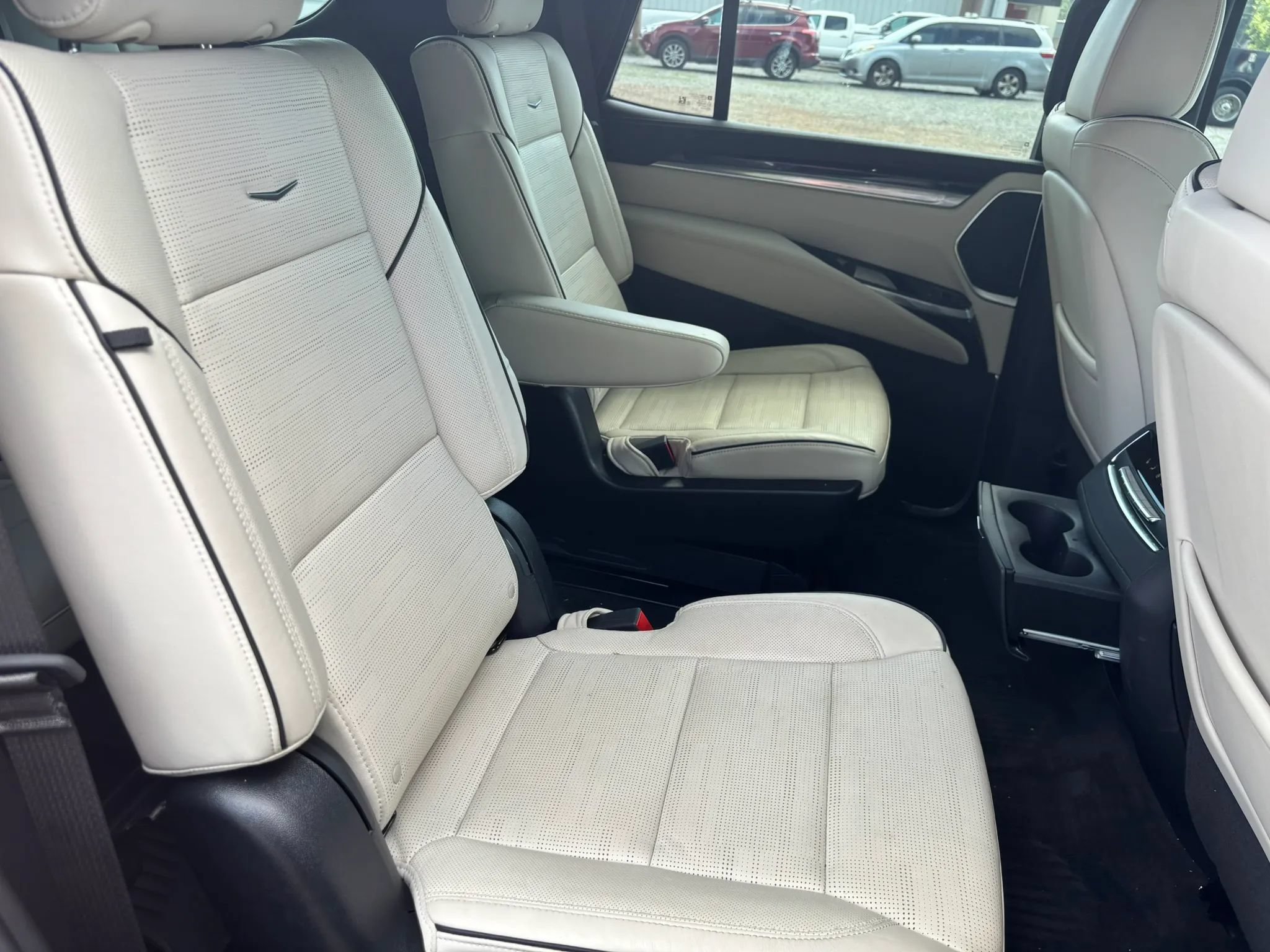 Used 2025 Cadillac Escalade Sport w/ Touring Package AWD/4WD image 19