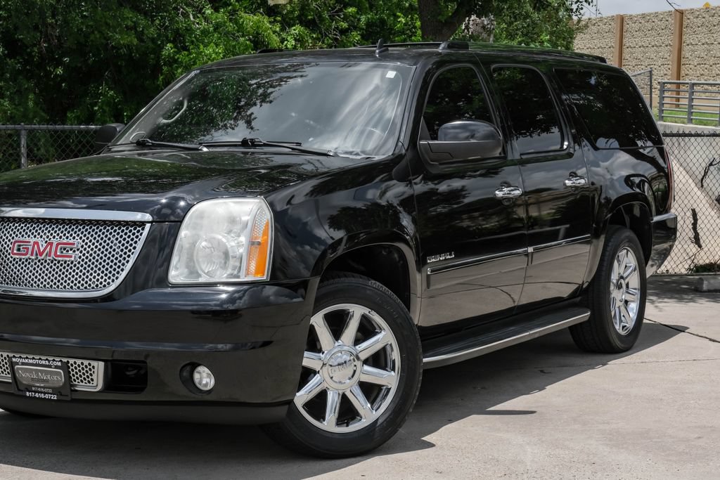 Used 2013 GMC Yukon XL Denali AWD/4WD image 14