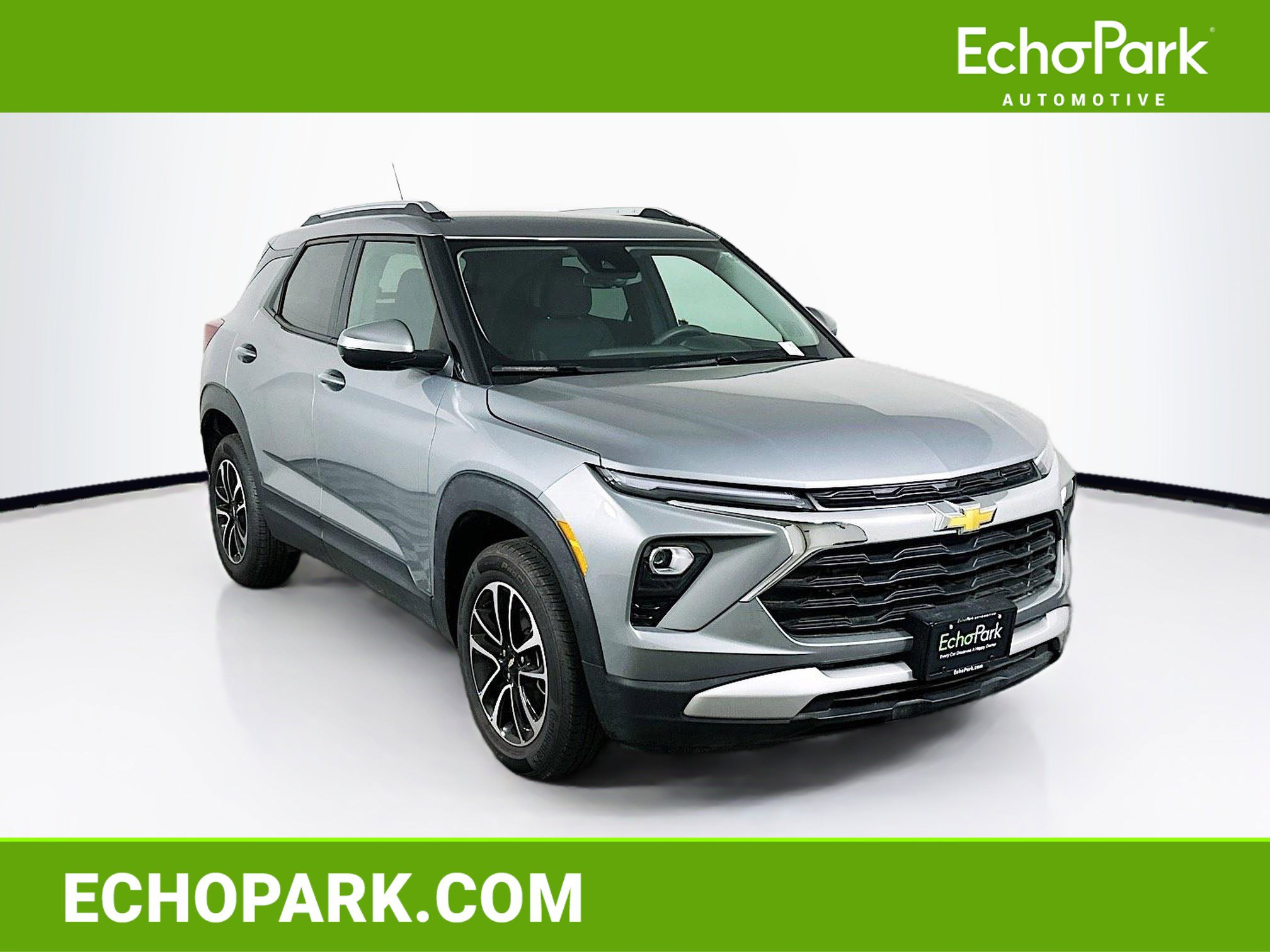 Used 2025 Chevrolet TrailBlazer LT AWD/4WD image 1