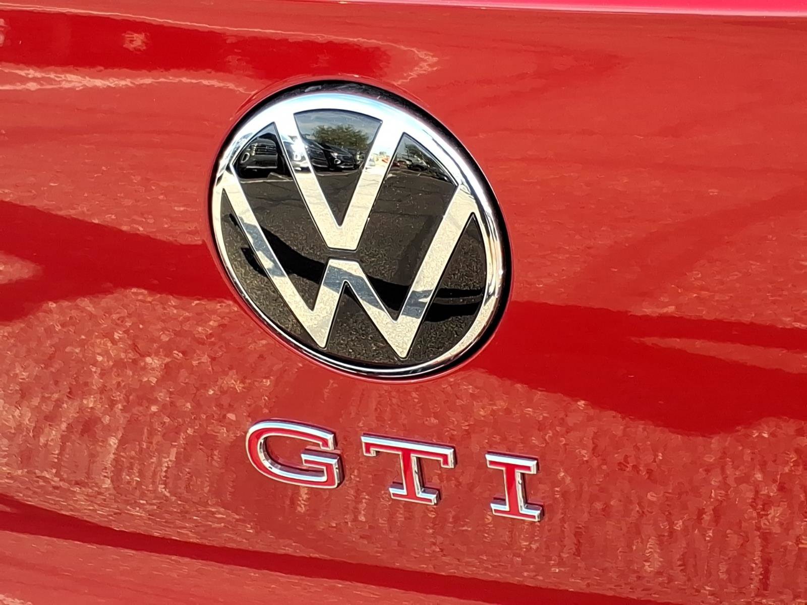 New 2026 Volkswagen GTI SE image 9