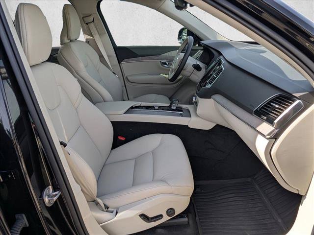 Used 2025 Volvo XC90 B6 Plus w/ Protection Package Premier AWD/4WD image 22