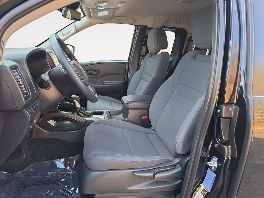 Used 2024 Nissan Frontier S AWD/4WD image 9