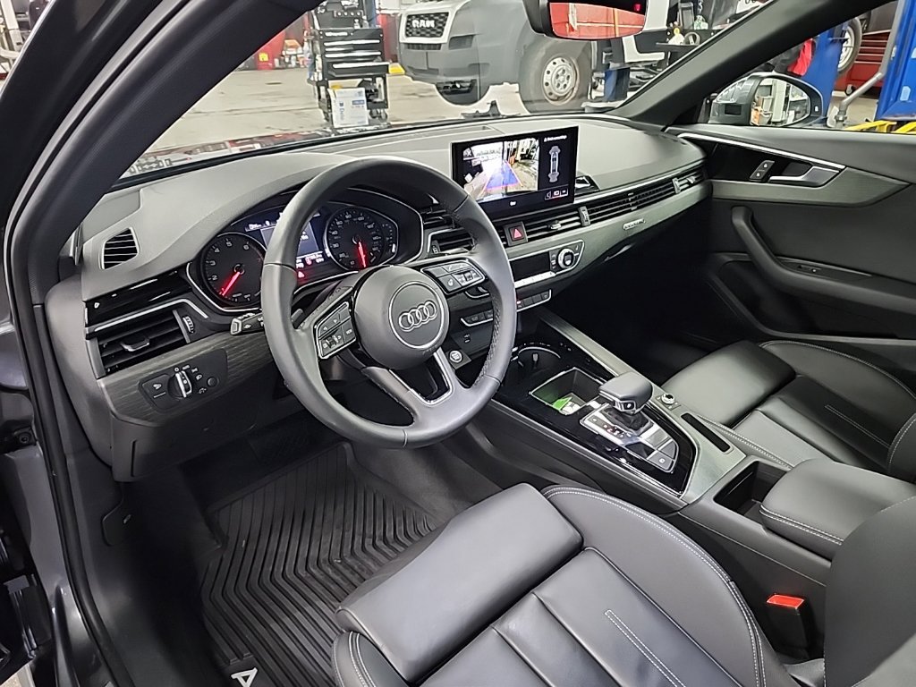 Used 2023 Audi A4 2.0T Premium w/ Convenience Package AWD/4WD image 17