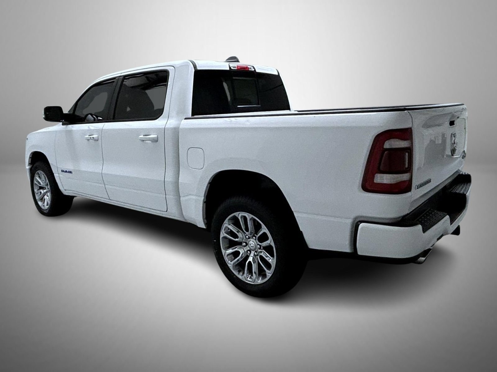 Used 2023 RAM 1500 Laramie AWD/4WD image 7