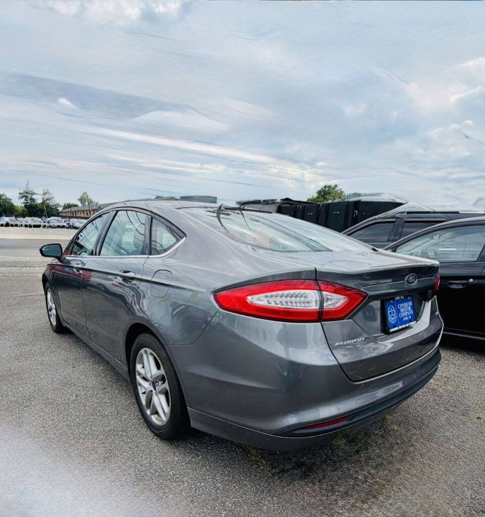 Used 2014 Ford Fusion SE FWD image 7