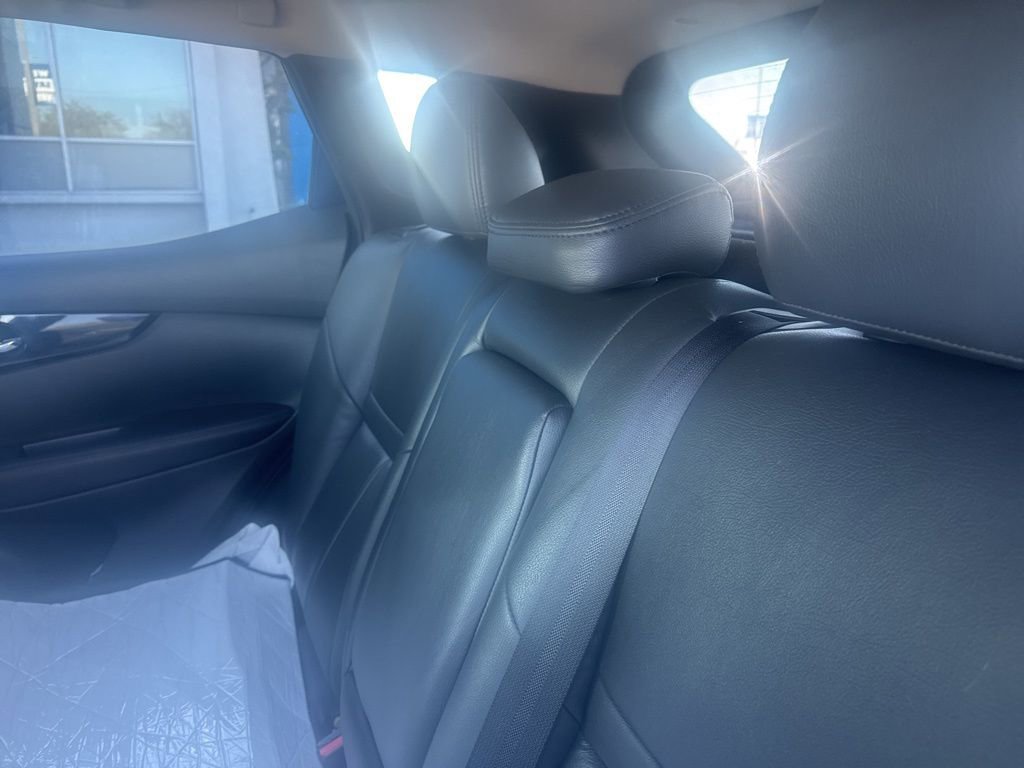 Used 2019 Nissan Rogue Sport SV w/ Technology Package image 14