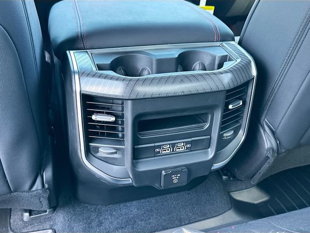 New 2026 RAM 1500 Big Horn AWD/4WD image 18