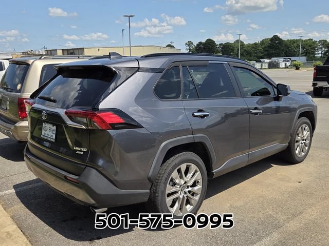 Used 2020 Toyota RAV4 Limited AWD/4WD image 5