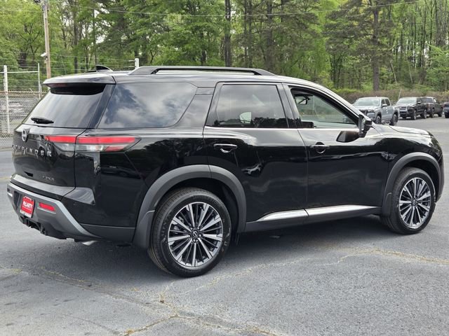 New 2026 Nissan Pathfinder Platinum image 5