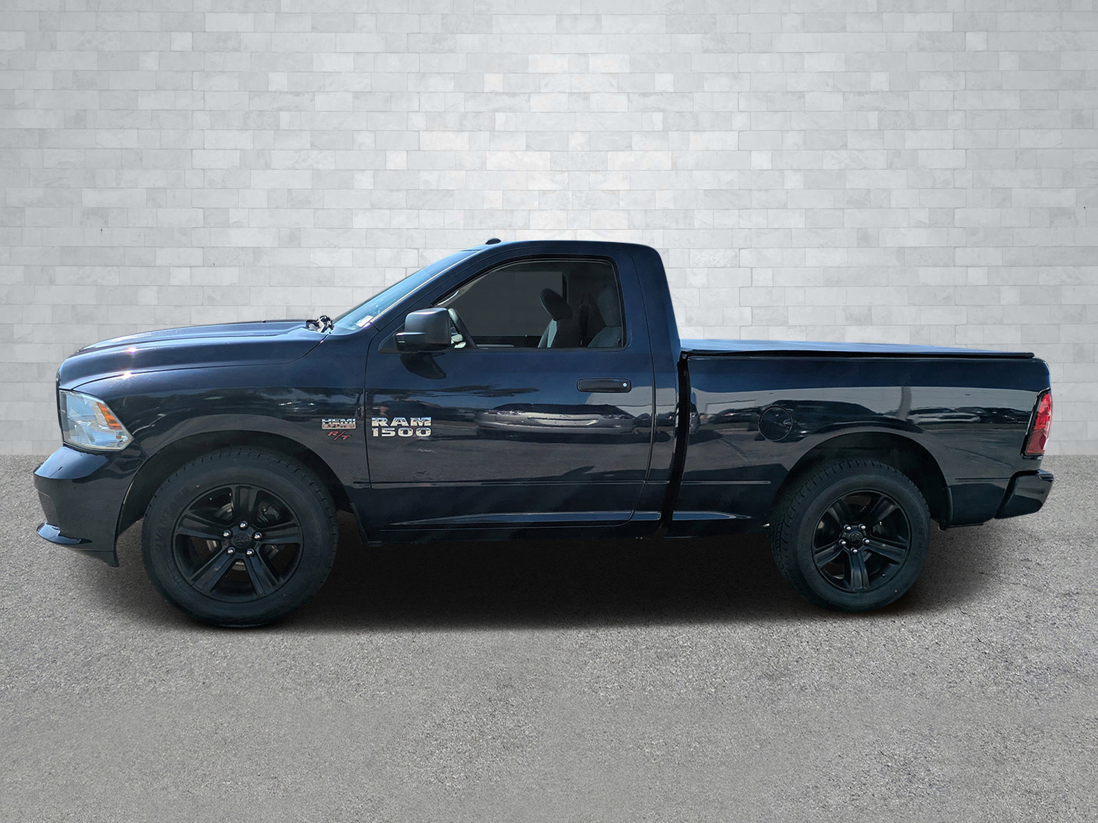 Used 2014 RAM 1500 Express image 8