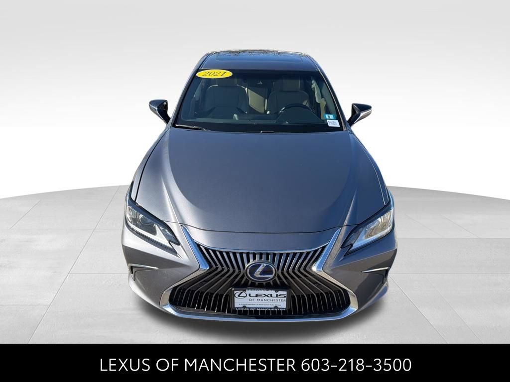 Used 2021 Lexus ES 300h w/ Premium Package image 2