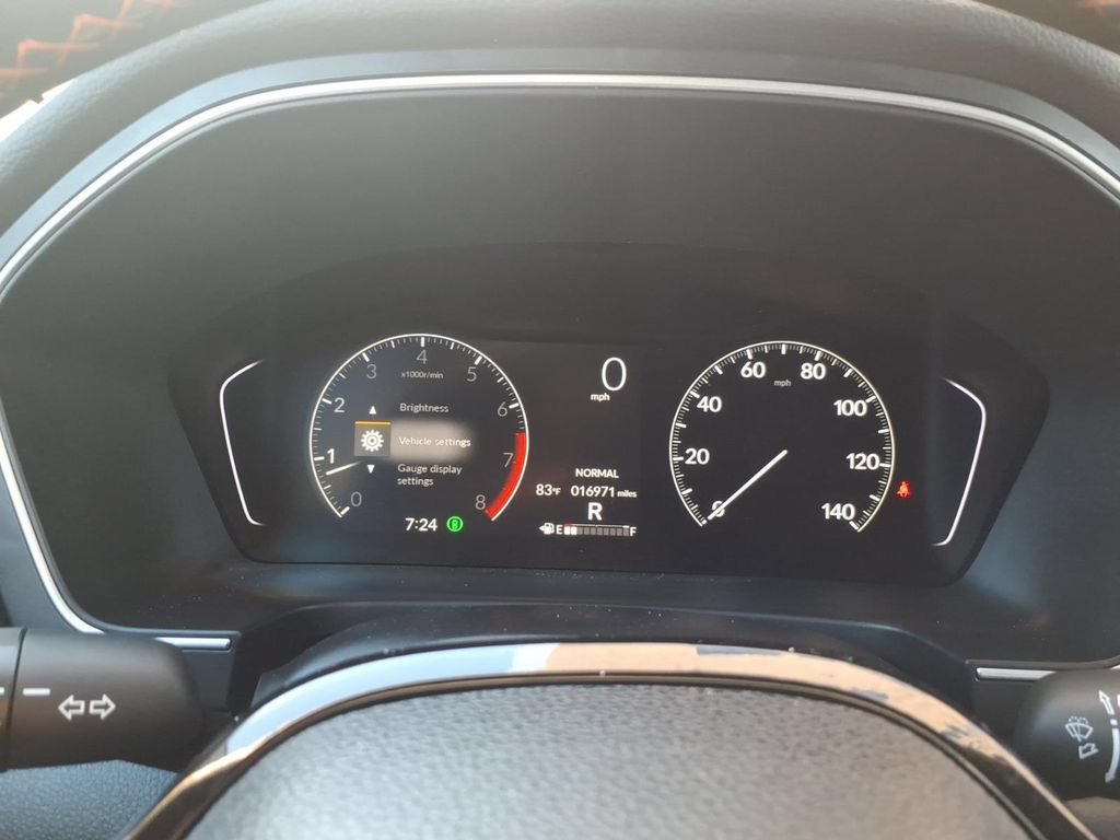 Used 2025 Honda Pilot Sport image 17