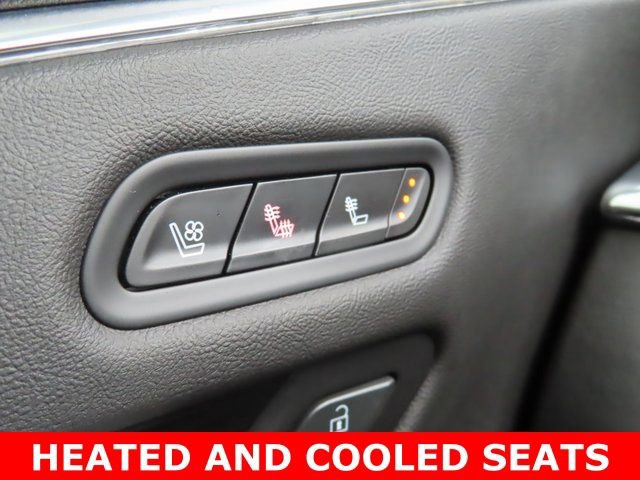 Used 2022 Cadillac Escalade ESV Sport w/ Touring Package image 6