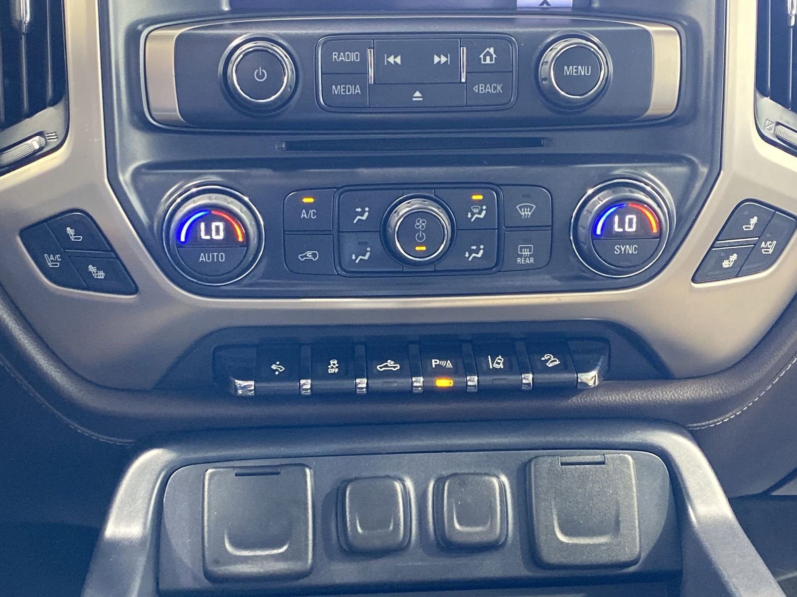 Used 2015 GMC Sierra 1500 Denali w/ Driver Alert Package image 19