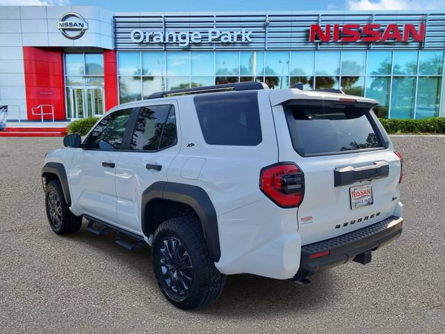 Used 2025 Toyota 4Runner SR5 AWD/4WD image 3
