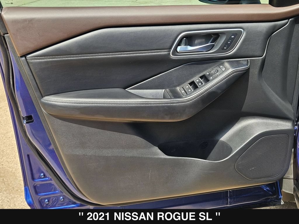 Used 2021 Nissan Rogue SL w/ Premium Package AWD/4WD image 14
