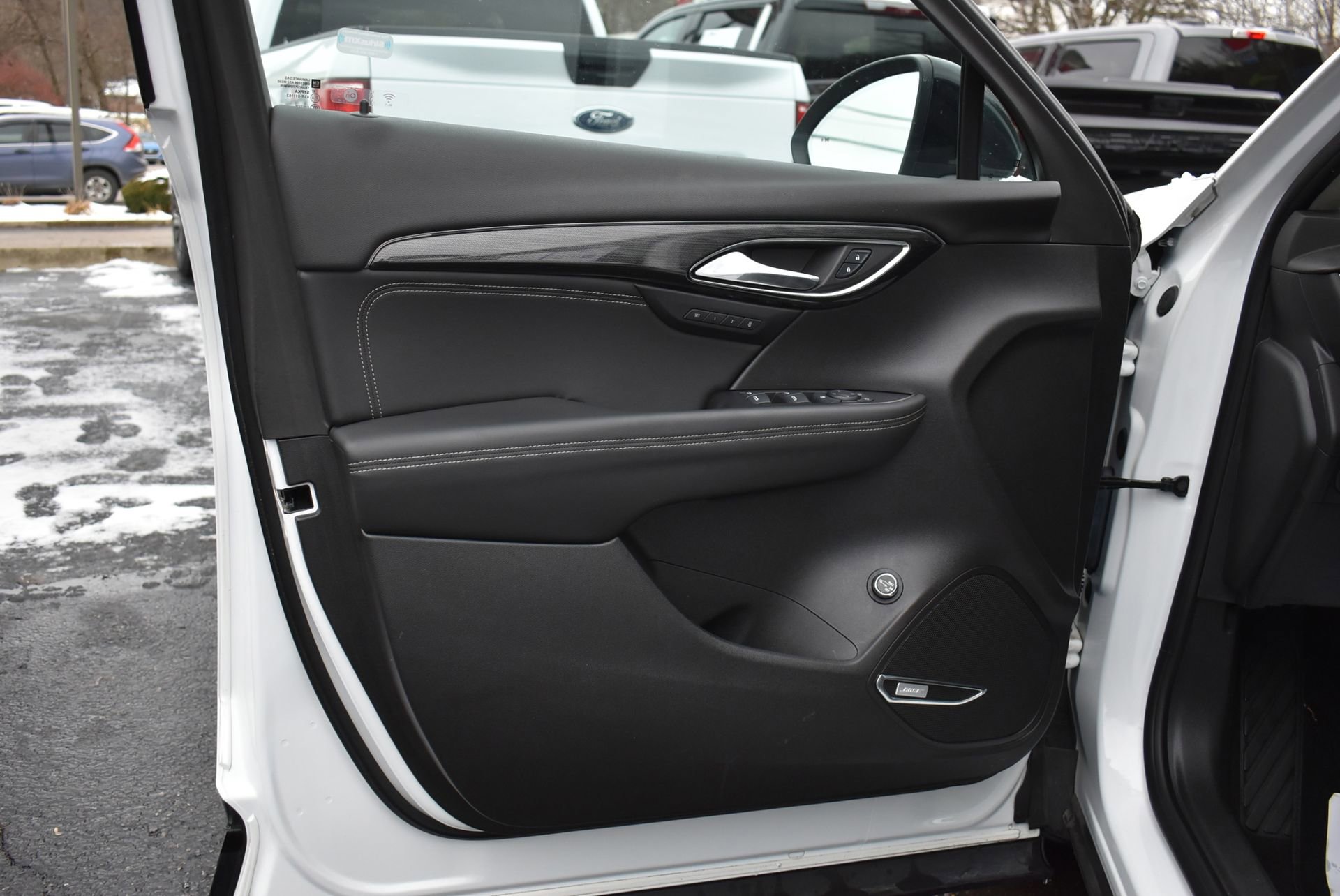 Used 2023 Buick Envision Essence w/ Technology Package I image 11