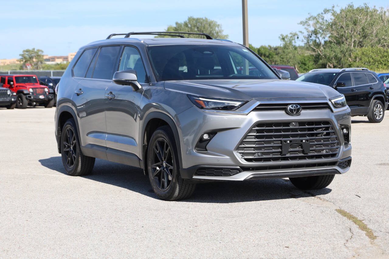 Used 2026 Toyota Grand Highlander AWD Hybrid image 4