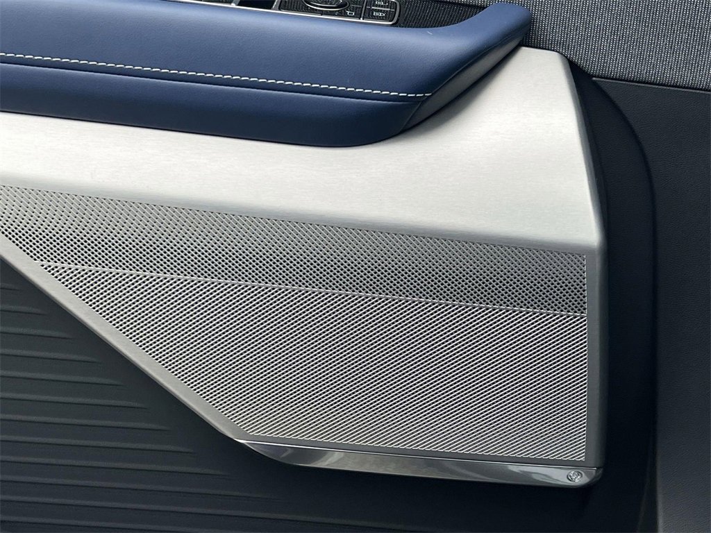 New 2026 Cadillac Vistiq Premium Luxury image 24