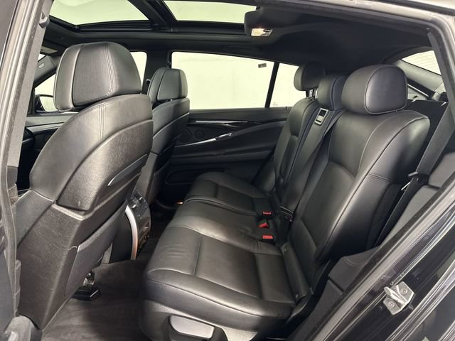 Used 2013 BMW 550i Gran Turismo xDrive image 22