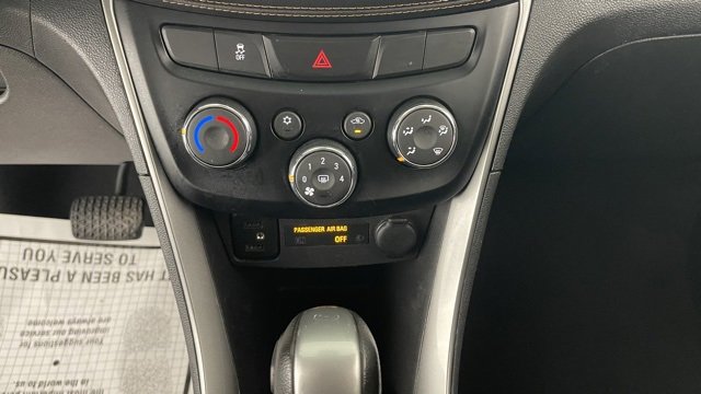 Used 2019 Chevrolet Trax LT w/ LT Convenience Package image 41