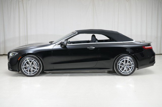 Used 2023 Mercedes-Benz E 450 4MATIC Cabriolet image 4