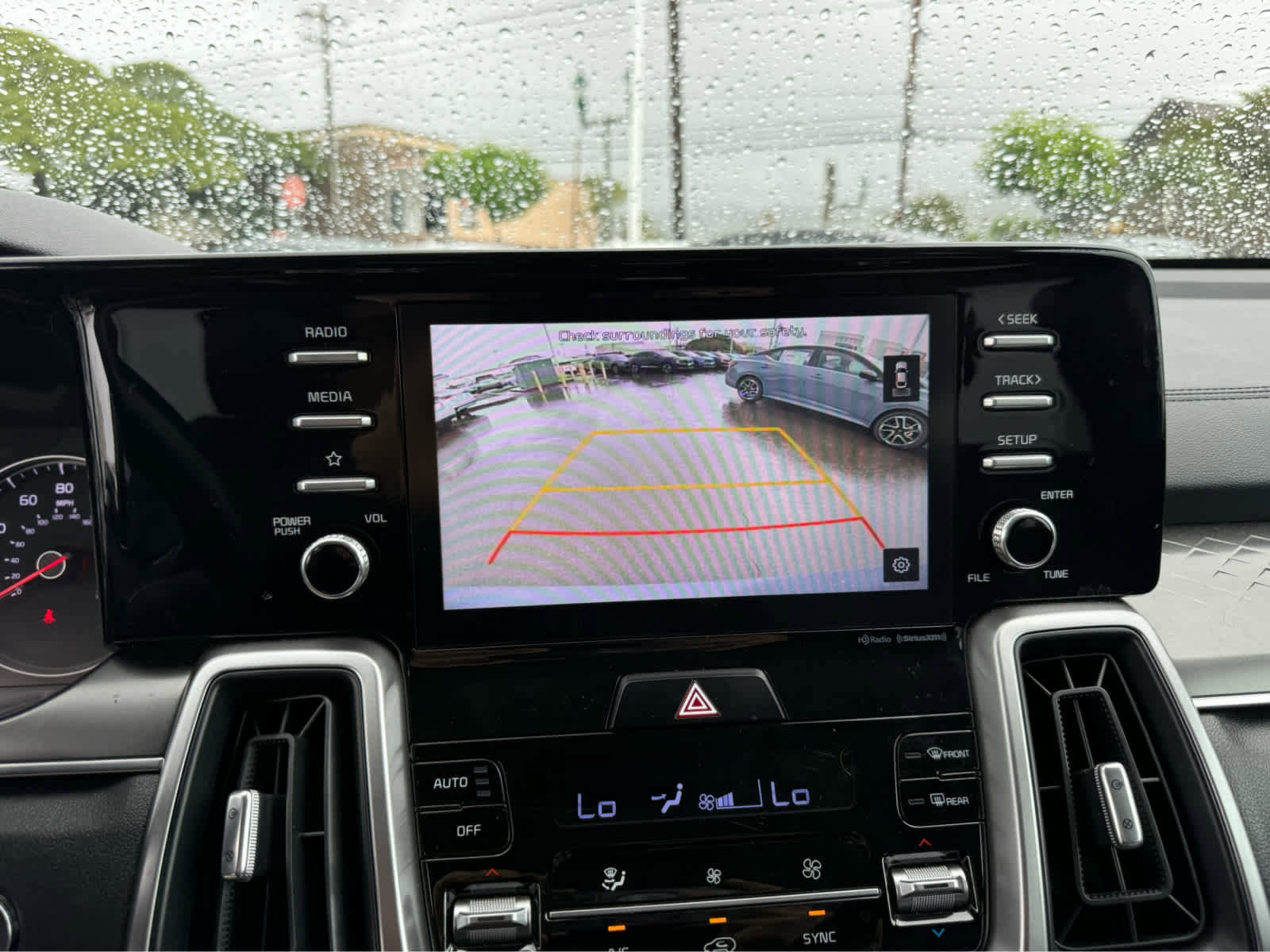 Used 2021 Kia Sorento S w/ Panoramic Sunroof Package image 7