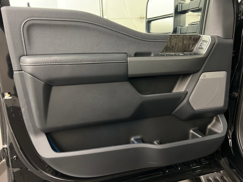 New 2026 Ford F350 Lariat image 33