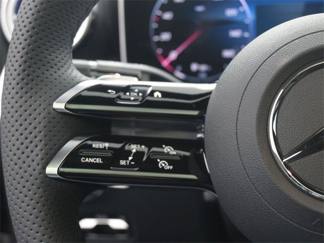 New 2026 Mercedes-Benz GLC 300 4MATIC image 2