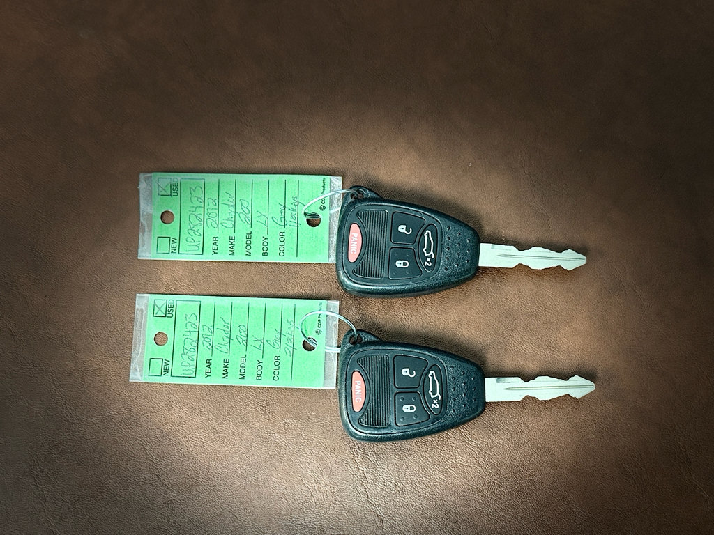 Used 2012 Chrysler 200 LX FWD image 24