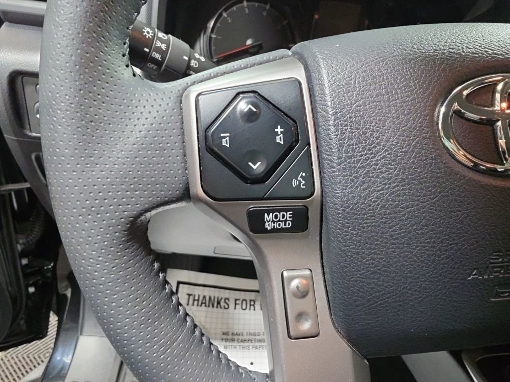 Used 2024 Toyota 4Runner SR5 AWD/4WD image 27