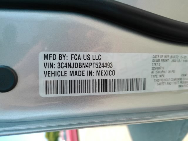 Used 2023 Jeep Compass Latitude AWD/4WD image 48